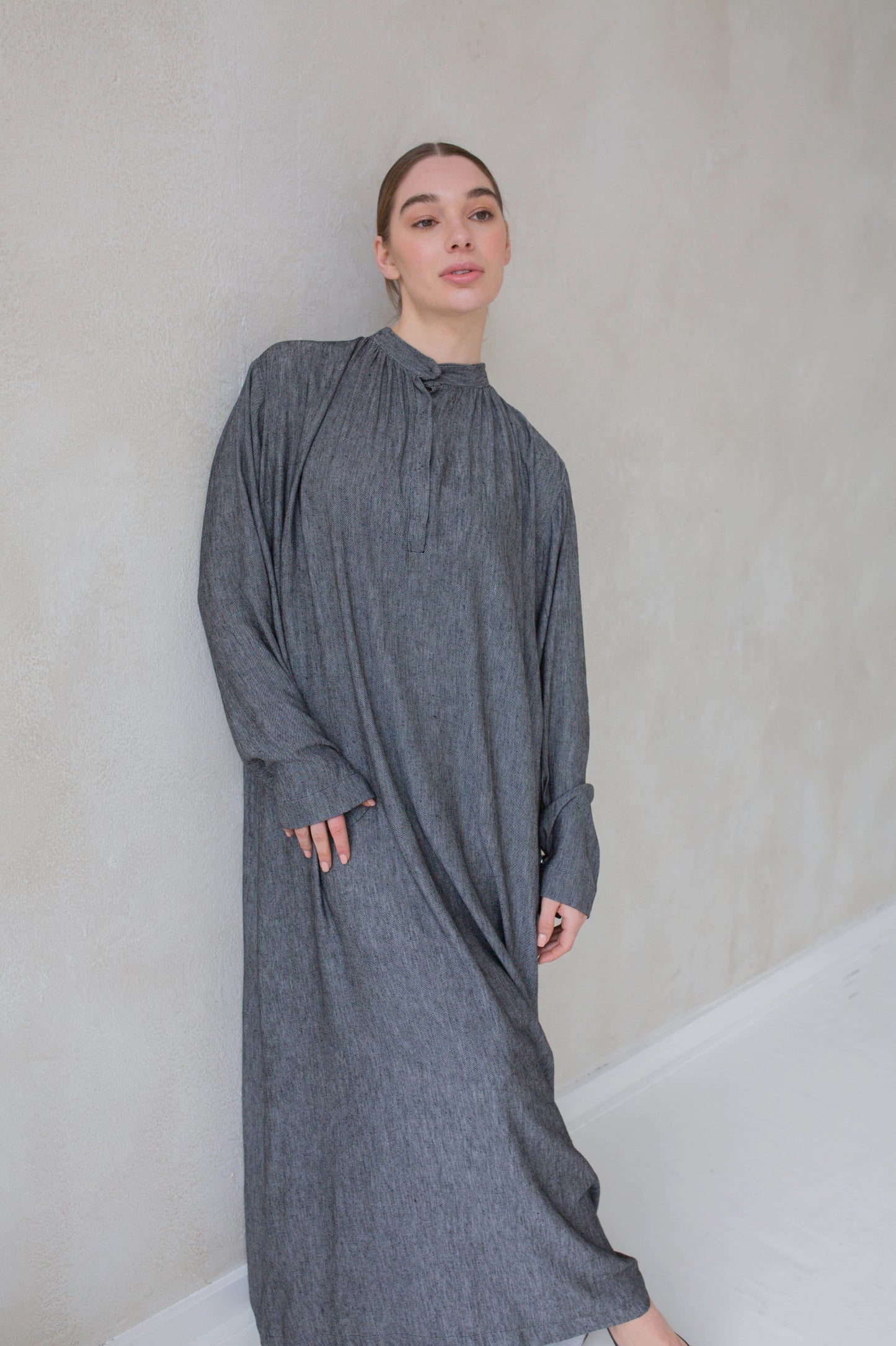 Grey Oversized Abaya